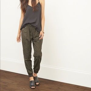 Abercrombie and Fitch Womens